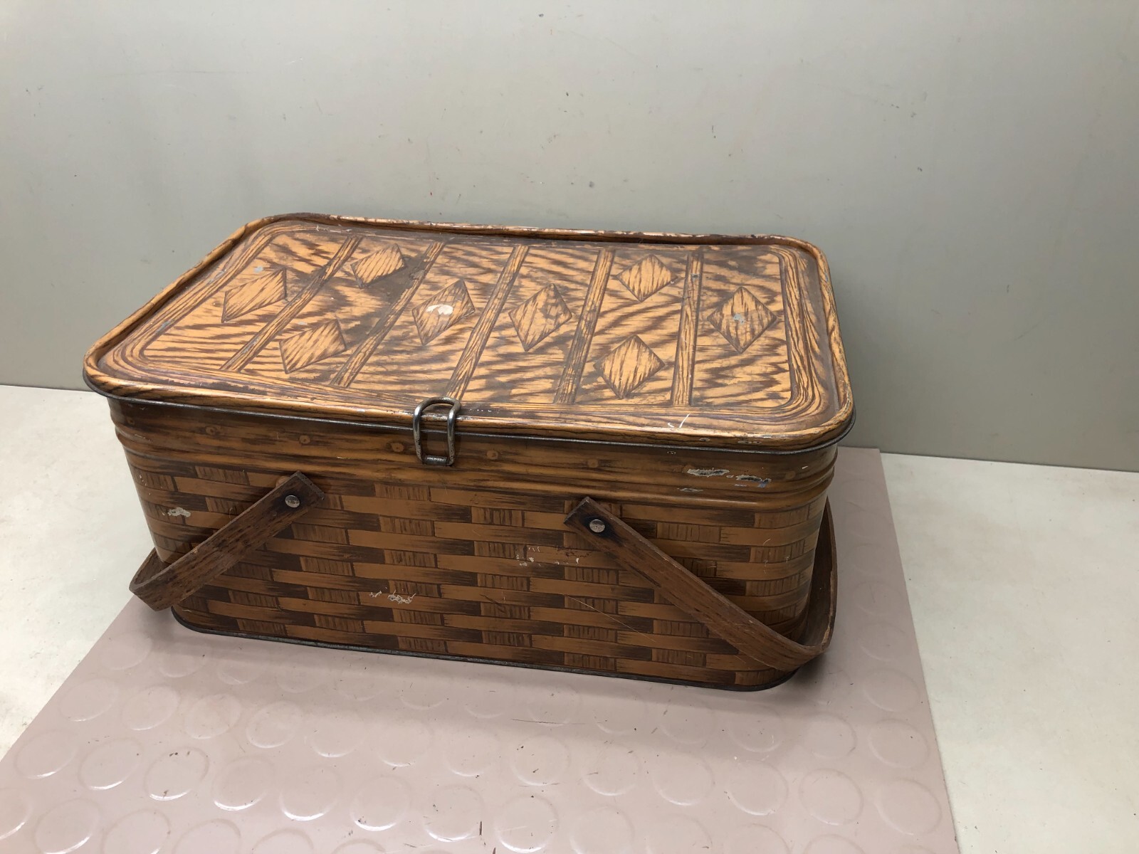 Vintage Metal PICNIC BASKET w/ Handles Wood Grain Tin Litho eBay