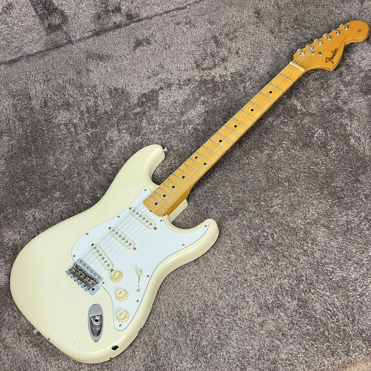 Fender Japan ST67-85 VWH Stratocaster Vintage White Made in Japan 1989-1990