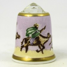 SUTHERLAND COLLECTABLE THIMBLE CHRISTMAS 1982 (TM036)