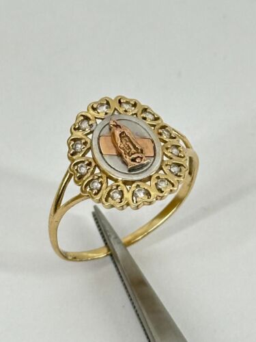 14KT Multi-Tone Gold St Mary Ring Size 7 1.9g - Picture 2 of 8