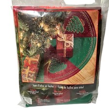 Bucilla Felt Tree Skirt Festive Tree 43" Christmas 84432 2001 Beaded Appliqu  US