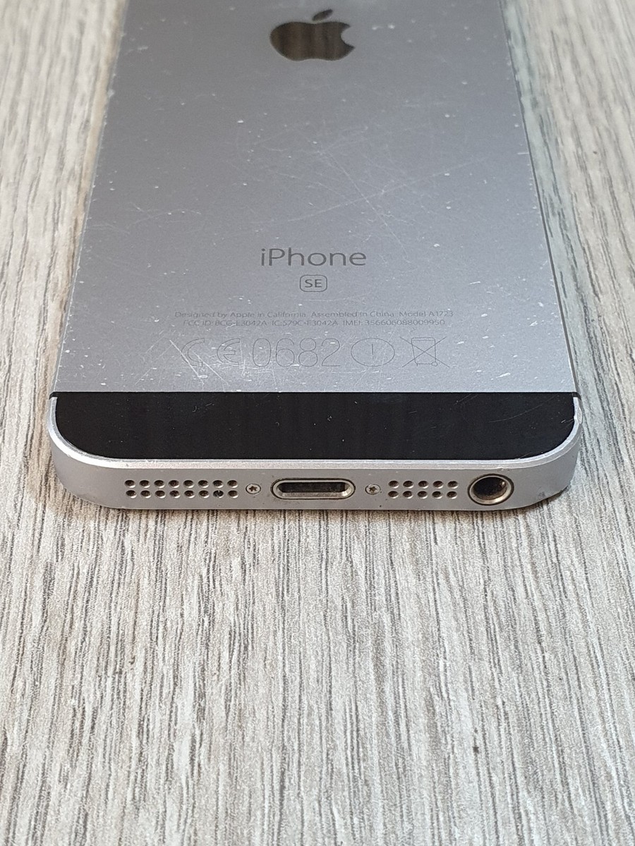 A1723 Apple iPhone SE 32GB Space Grey (Black Front) Unlocked Grade