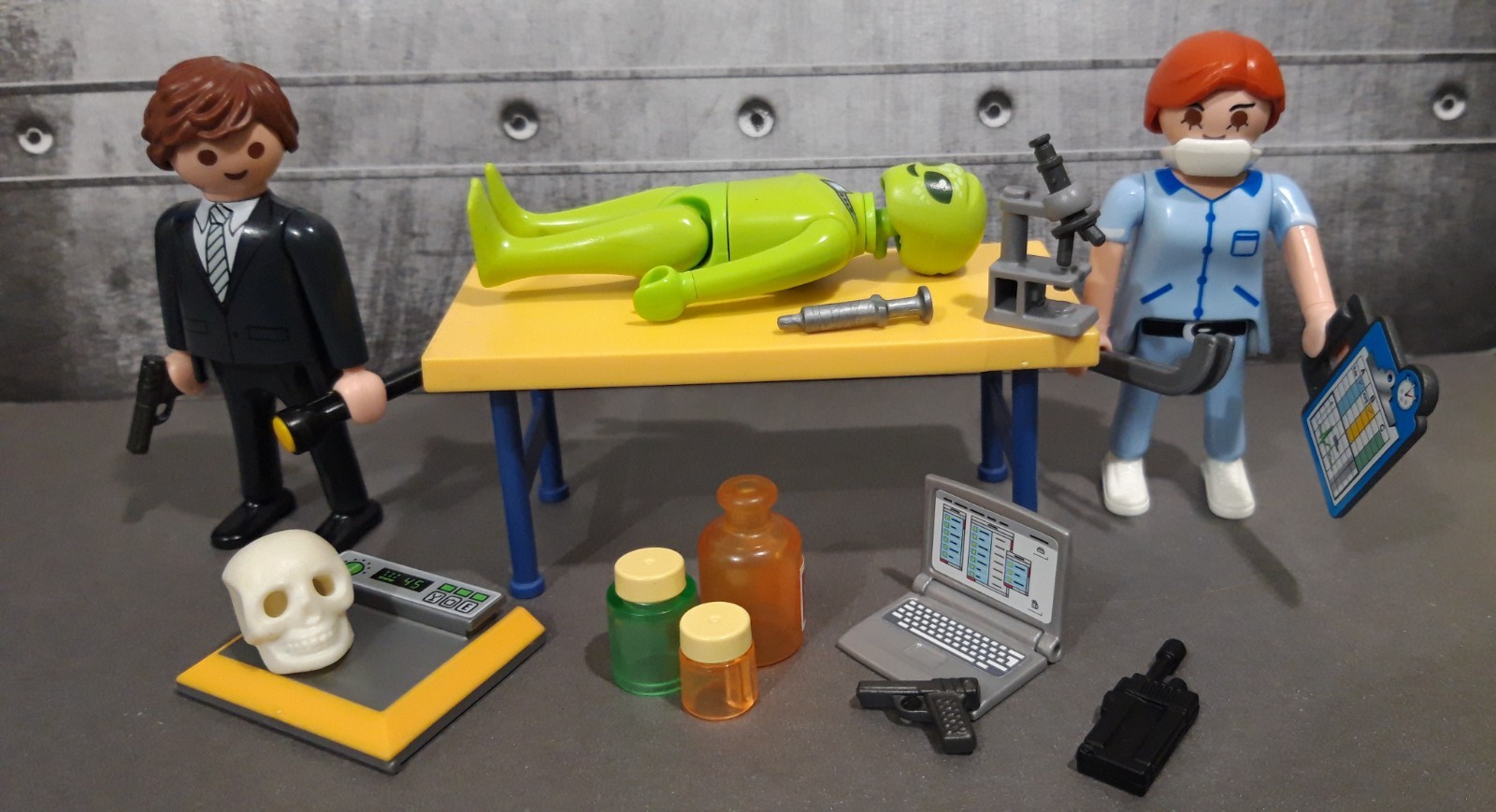 Playmobil X-Files figurines Mulder et Scully revivez vos series de science fiction