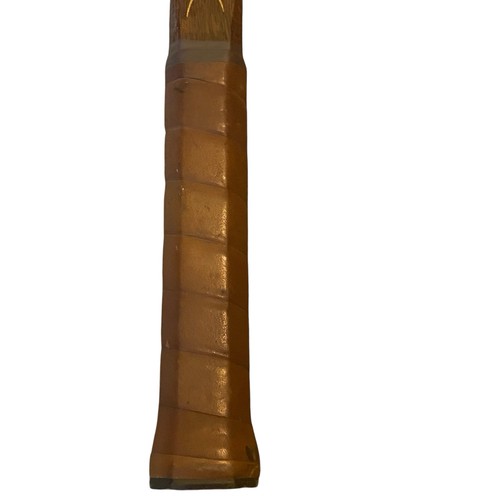 Raqueta de tenis AMF Edgewood Head madera y grafito Austria L3 4-3/8 en estuche 352 - Imagen 10 de 12