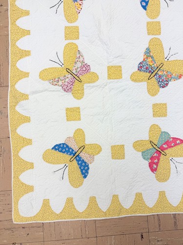 Vtg 1930's butterfly applique quilt - Picture 4 of 18