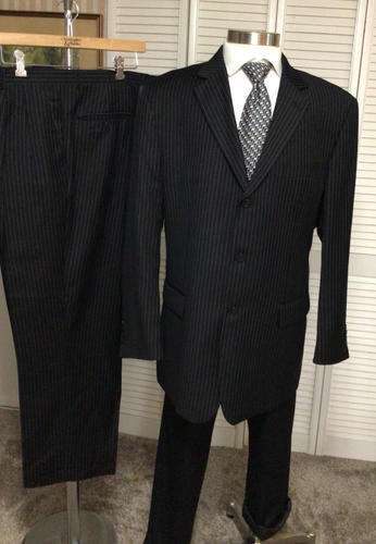 BACHRACH MENS BLACK PINSTRIPE DOUBLE VENTED 2 PIECE SUIT SIZE: 46L PANTS 40x30 - Picture 3 of 12