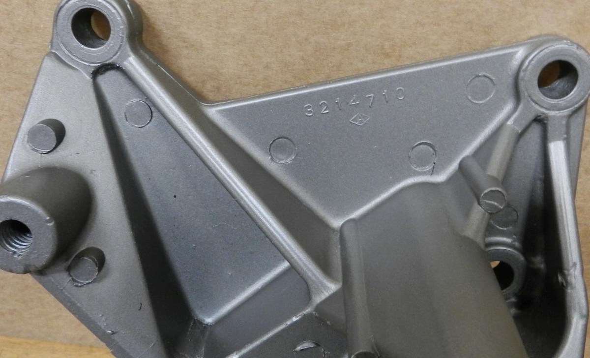 1976-1988 Jeep Cj7 Power Steering Bracket V8 AMC 3214710 for