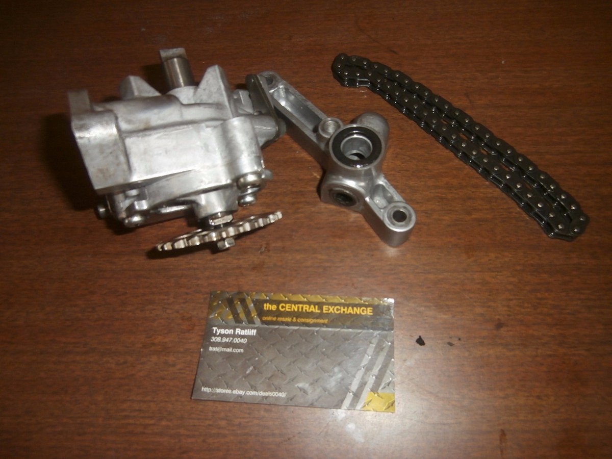 87 Kawasaki Ninja ZX7 ZX750R ZX750 GENUINE Engine Motor Oil Pump Chain Case  Line