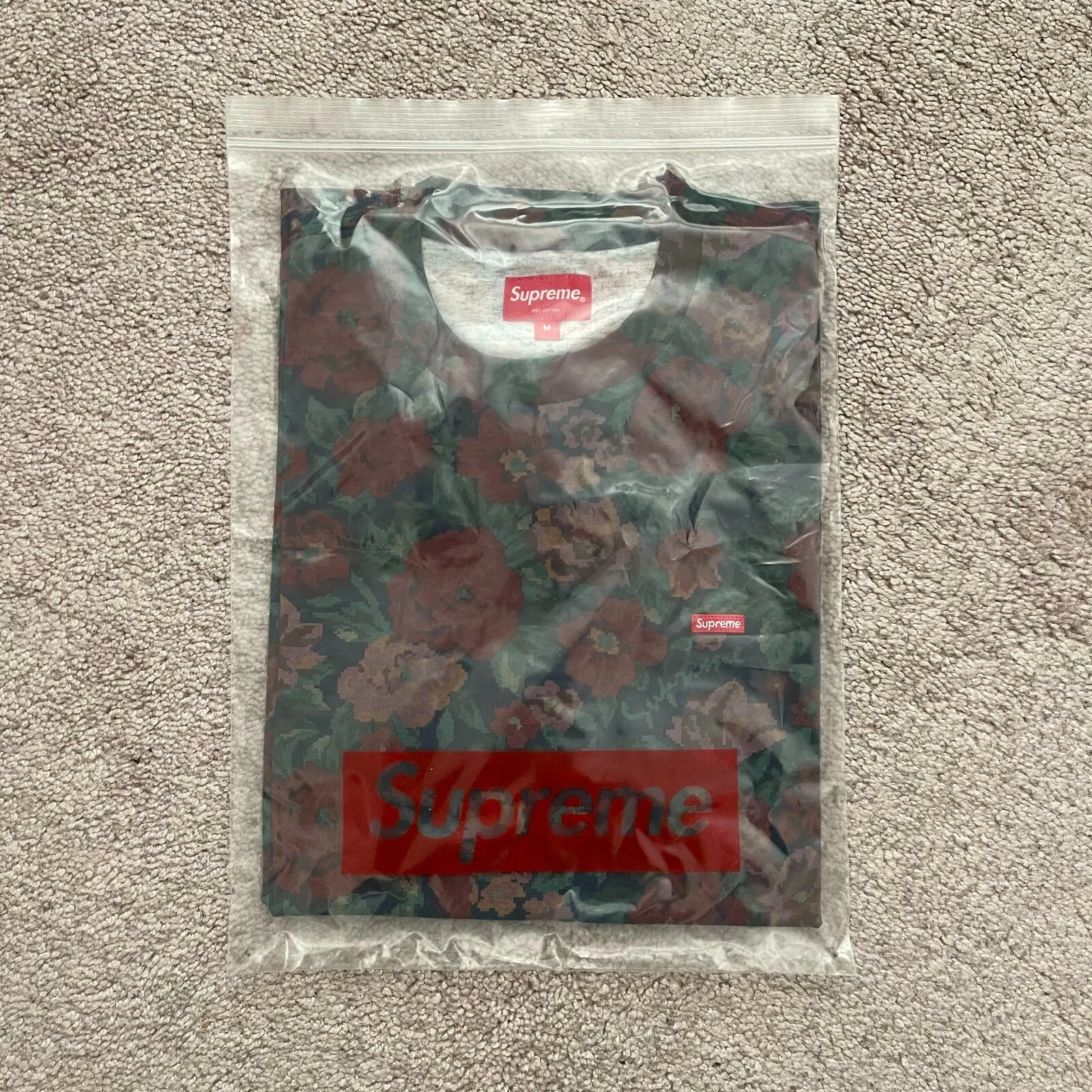 T shirt SUPREME Digi Floral Small Box Logo taille M Hawaiian Aloha FW20 RARE NEUF