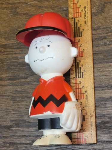 Vintage 1950 Erdnüsse Charlie braun mit Baseballhandschuh rot Kleidung Shampoo Flasche - Bild 15 von 19
