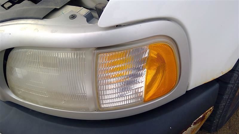 Driver Corner/Park Light And Lightning Fits 97-03 FORD F150 PICKUP