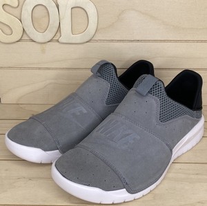 nike benassi slip shoe