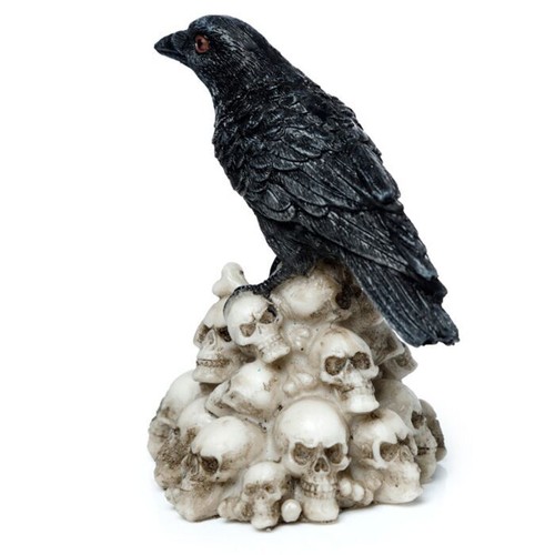 Black Crow Standing on a Pile of Skulls small in a box - Picture 4 of 4