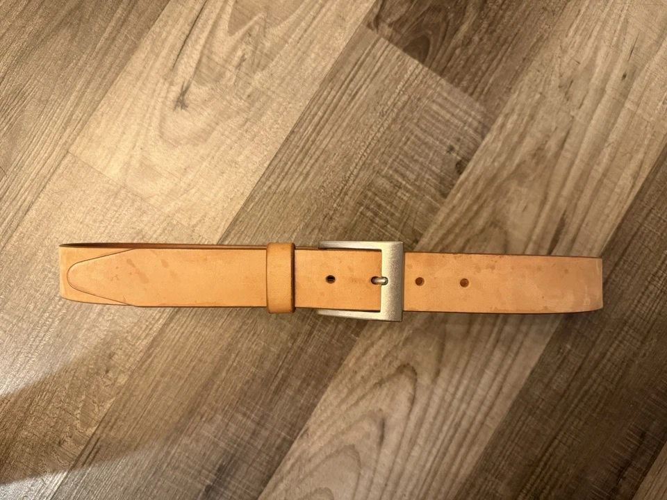 Cinturón Allen Edmonds Bronceado Talla 34 Foto 2 de 4