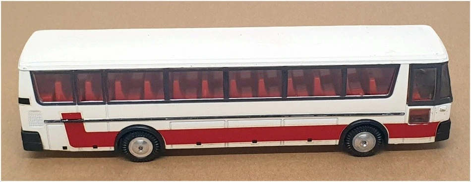 NZG Modell 1/60 Scale Diecast 168 - Magirus Deutz M 2000 Bus - White/Red - Image 4 of 4