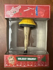 A Christmas Story`2017`Movie Leg Lamp 3 1/2'',Warner Brothers,Christmas Ornament