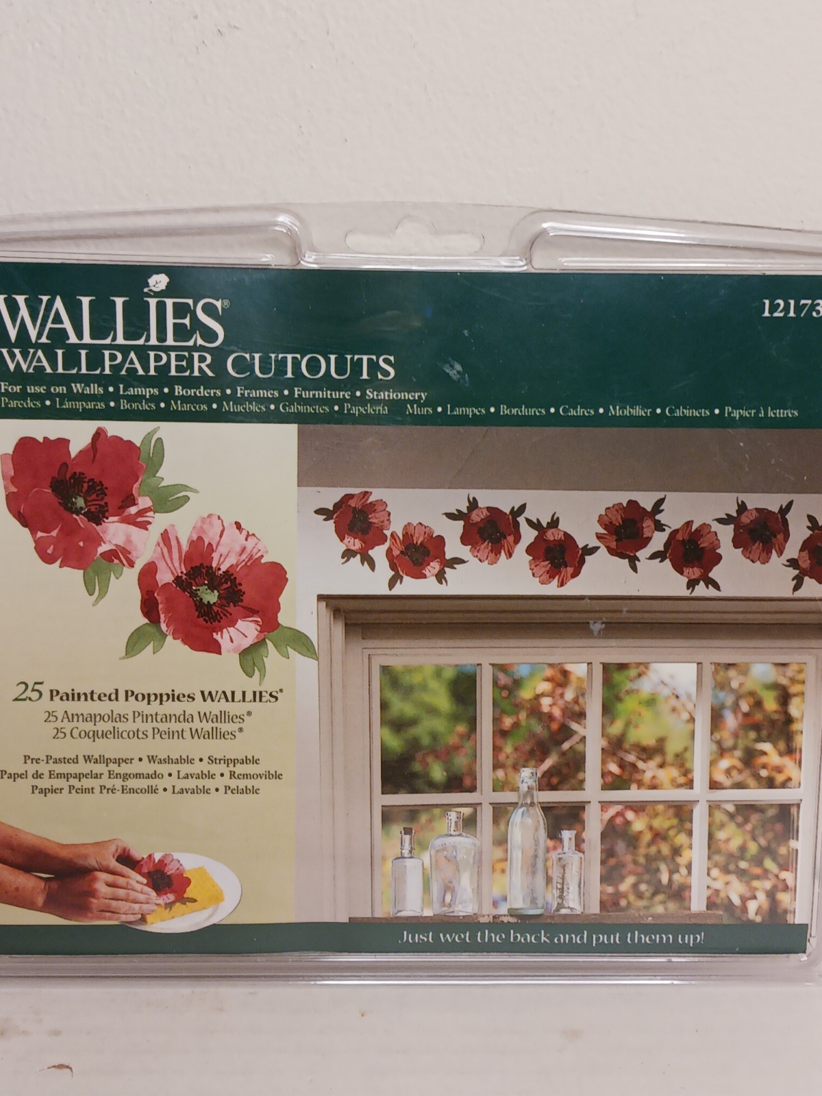 Wallies -Wallpaper Cutouts 25 Pink Paper Poppies Pre-Pasted  Strippable NWT