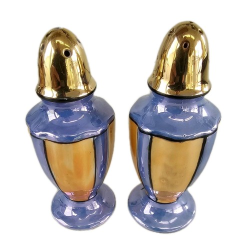 Vintage Blue Lusterware Salt & Pepper Blue and White 5-1/2" Tall - Made in Japan - Picture 3 of 11