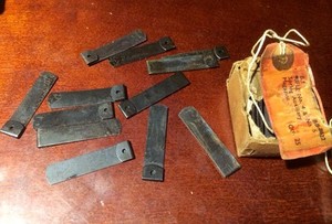 LEE-Enfield-No4-amp-No-5-Auxilary-spring-in-magazine-new-original-you-get-1spring