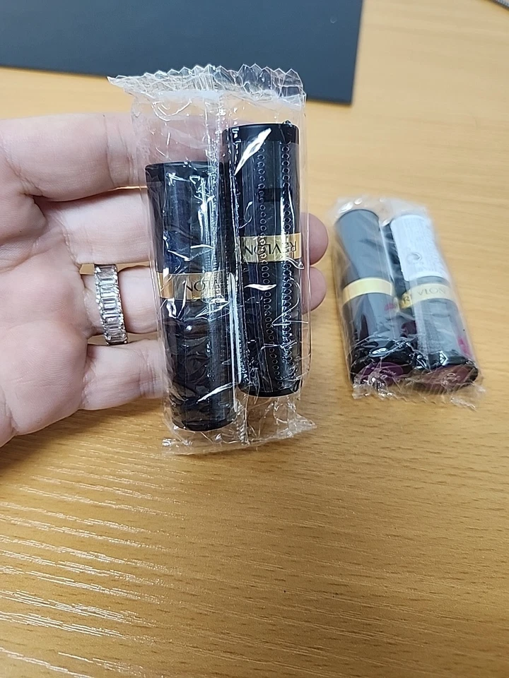 (2) x 2 REVLON Super Lustrous Matte Lipstick # 056 PURPLE AURA Sealed - Image 3 of 4