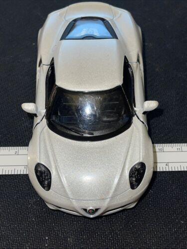 2013 Alfa Romeo 4C White 5" Diecast Model Pullback 1:32 Kinsmart Loose - Picture 9 of 13