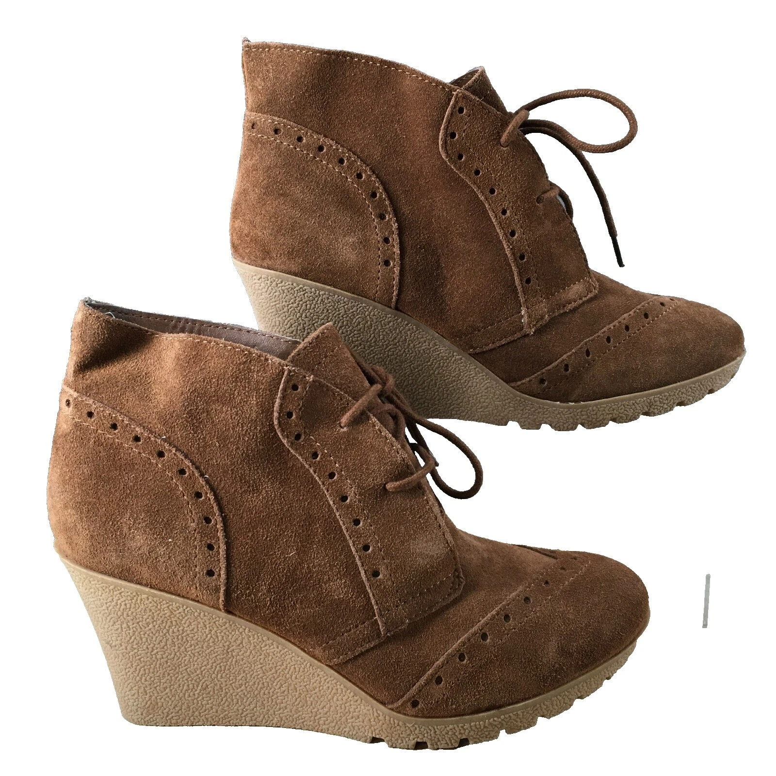 坡跟实体 MIA 女