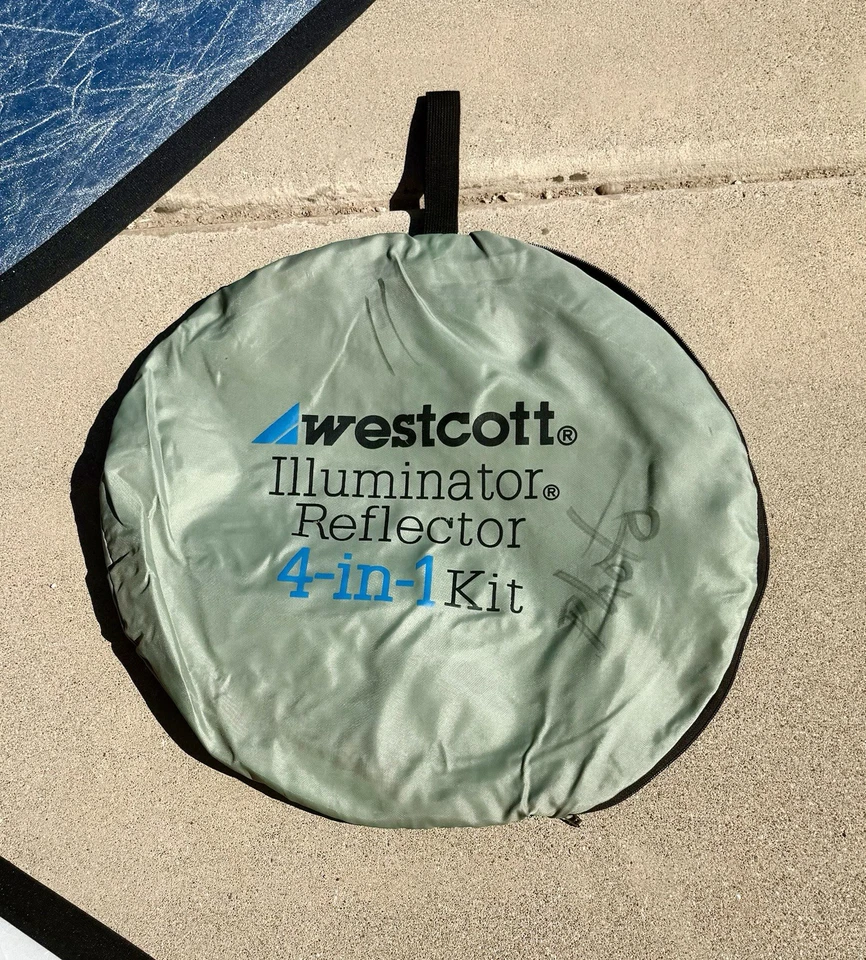 Westcott Illuminator Reflector 4-in-1 42 Inch Diffuser Kit White, Gold, Silver - Image 2 of 4