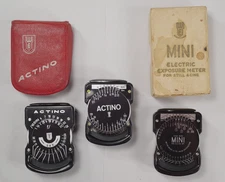 Lot  THREE Wiegand Actino Exposure Meters, Germany, 1950s-1960s, for Display