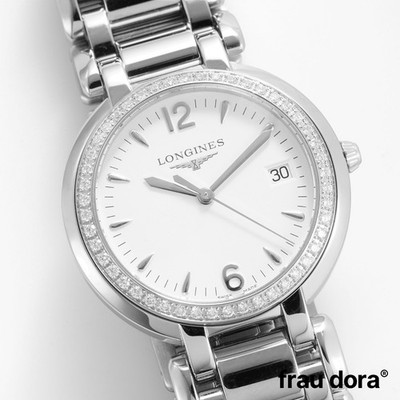 Longines PrimaLuna · Diamantlünette · 34 mm Ref.Nr.: L8.114.6.16.6 mit Papiere