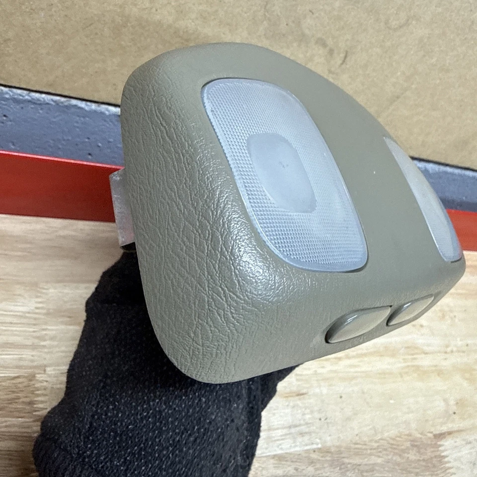 2000-2001 Nissan Xterra 1998-2001 Frontier Front Overhead Map Dome Light Foto 2 de 4