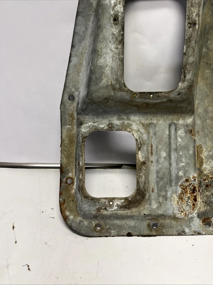 1980 - 1986 FORD F150 BRONCO F250 F350 FLOOR MANUAL TRANS COVER 4X4 PLATE TRUCK - Image 4 of 4