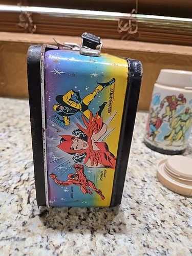 Termo lonchera metálica vintage 1976 Aladdin EE. UU. Marvel Comics Super Heroes - Imagen 9 de 14