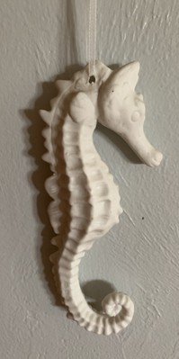 Seahorse White 7  Solid Plaster Decoration