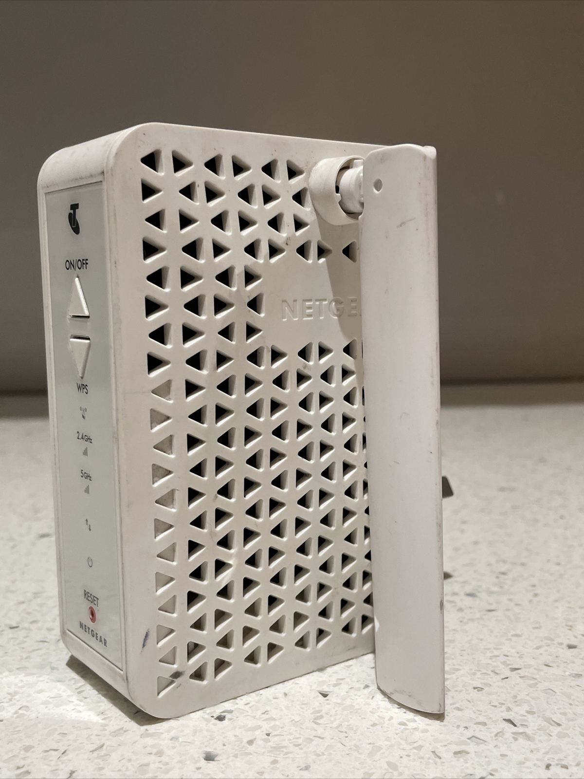 Netgear EXS6190 AC1200 Dual Band Wifi Extender Telstra Max 1200Mbps