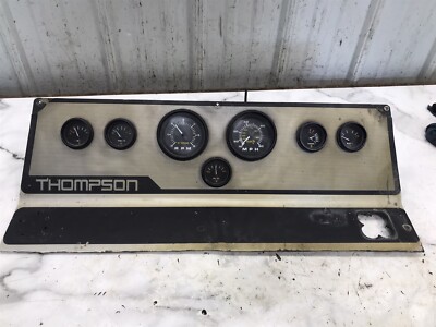89 Thompson Fisherman 260 Boat gauge gauges dash speedometer tachometer