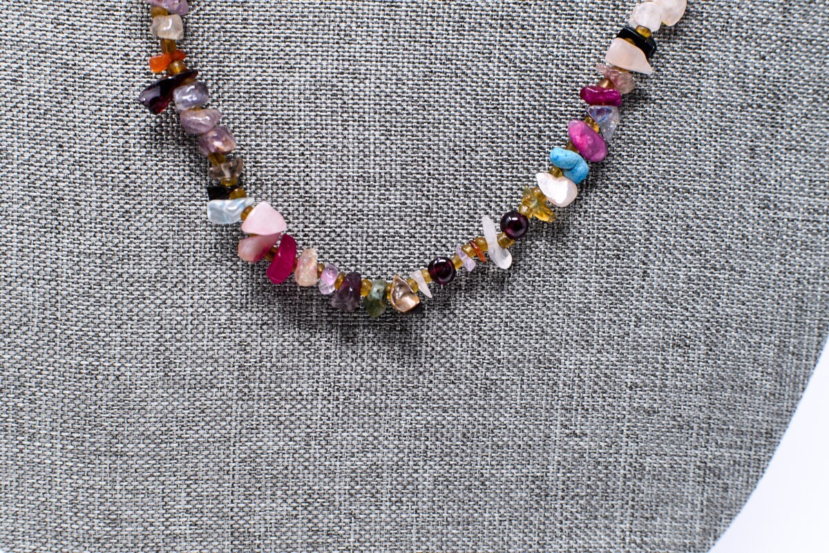 Multi colored natural assorted stone chips Neckla… - image 4