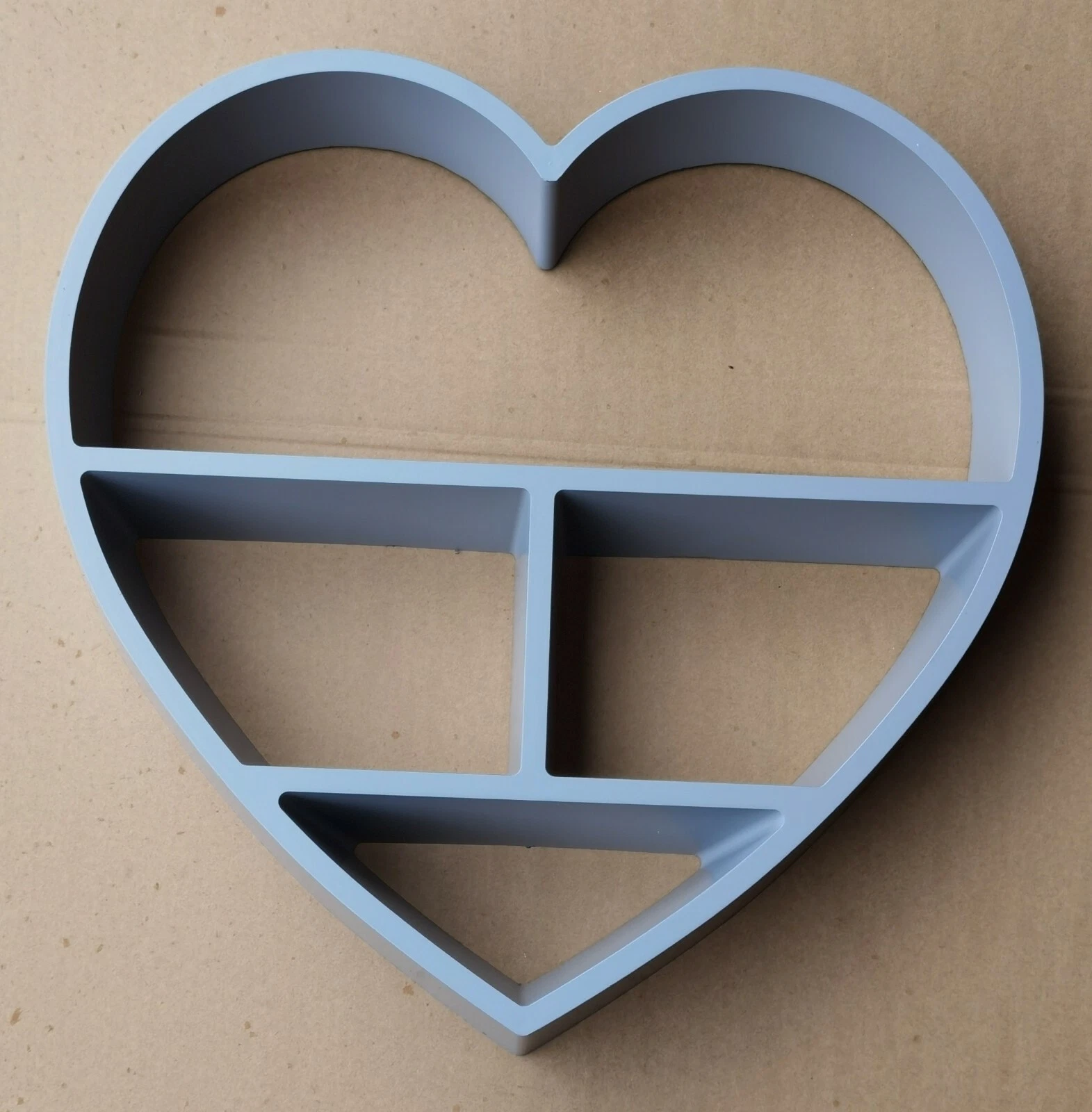 Heart floating shelf 4 Compartment Wall mountable Shelve Decorative wall shelf