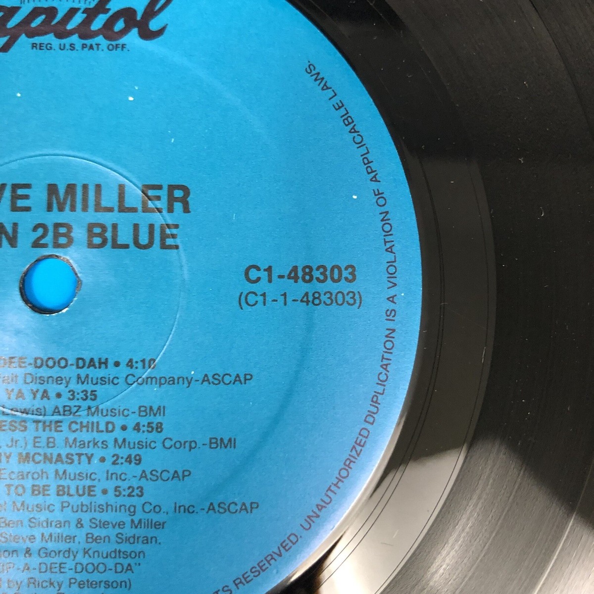 ジャズ CD Steve Miller Born 2b Blue CP325681 CAPITOL /00110 Steve Miller Band - Born 2B Blue - Amazon.com Music