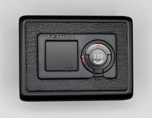 Pentax 645 220 Roll Film Back w/Original Box for Pentax 645 Series - Near Mint