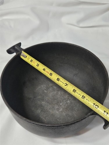 Vintage Le Creuset Matte Black Cast Iron Dutch Oven 10 Inch, #26 No Lid - Picture 5 of 9