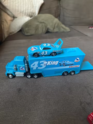 Disney Pixar Cars Dinoco The King No.43 Hauler Truck with Race Car