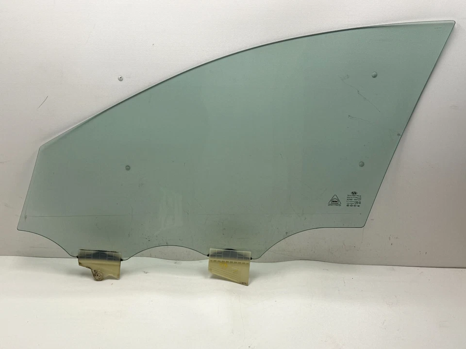 15 16 Hyundai Genesis Sedán Puerta de paso delantera derecha Ventana Panel de vidrio PO40 OEM Foto 3 de 4