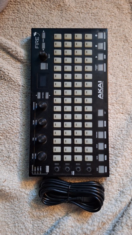 Akai Professional Fire FL Studio USB MIDI Pad Controller
