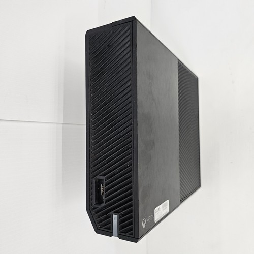 Microsoft Xbox One 1540 500GB (tal cual ver detalles) - Imagen 2 de 7