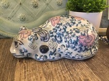 FIGURINE Porcelain Cat Kitten blue/white/pink Vintage handpainted Floral 8” Long