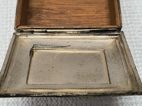 Caja metálica vintage con interior de madera hecha en Japón 3,5" x 3" x 1,25" - Imagen 10 de 11