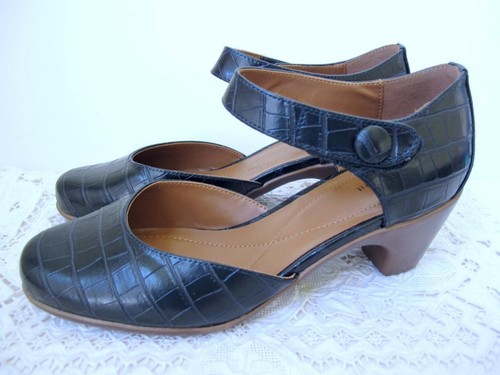 Nuovo con scatola Easy Spirit Clarice 3 pompa 10 W blu navy profondo croc ecopelle A - Foto 9 di 16
