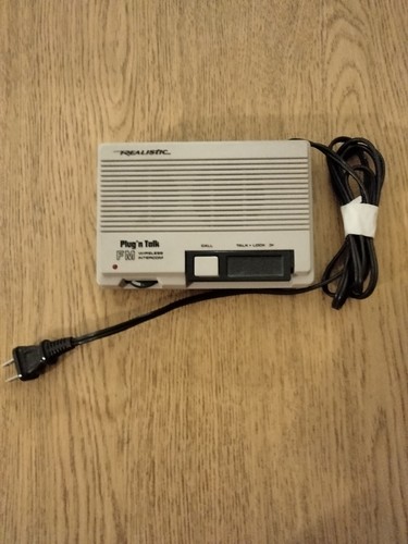 Vintage Realistic Plug n Talk Intercom - Picture 2 of 3