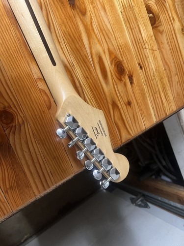 Squier Bullet By Fender 6 String Right Handed Electric Guitar - Picture 5 of 10