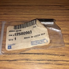 NOS GM Genuine Parts 12580965 Engine Valve Lifter Oil Manifold Check Valve D2